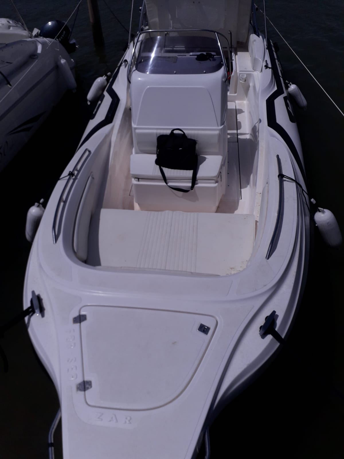 <<< VENDUTO>>> ZAR 75 SUITE PLUS + 300HP SUZUKI (2015)<br><a href=dettaglio.aspx?Id=41 >VAI ALLA SCHEDA</a>